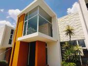 Casa en Venta de 3 recamaras muy amplias zona Exclusiva...