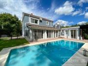Casa en Venta de 4 Ambientes En Club de Campo Abril...
