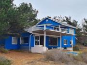 Casa En Venta De 4 Dorm. Cerca De Laguna Verde