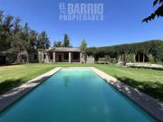 Casa En Venta De 4 Dorm En Chicureo