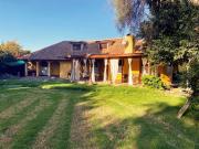 Casa En Venta De 4 Dorm. En Peñaflor