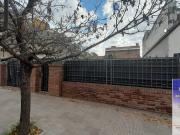 Casa en venta de 4 dormitorios c/ cochera en Alto Alberdi