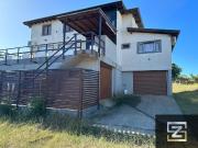 Casa en venta de 4 dormitorios c/ cochera en Costa Esmeralda