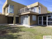 Casa en venta de 4 dormitorios c/ cochera en Jesús Nazareno