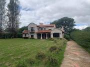 Casa en venta de 4 dormitorios en Club de campo El Tipal