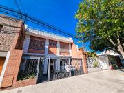 Casa en Venta de 4 Dormitorios Rosario