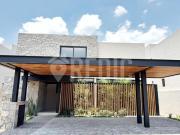 CASA EN VENTA DE 4 HAB. EN ALTOZANO