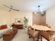 Casa en Venta de 4 habitaciones frente a parque, Alta...