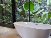 CASA EN VENTA DE 4 RECAMARAS CON 560 M2 CONSTRUIDOS A... CASA EN VENTA DE 4 RECAMARAS CON 560 M2 CONSTRUIDOS A...