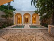 CASA EN VENTA DE 4 RECÁMARAS EN BARRIO DE SANTIAGO,...