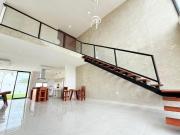 Casa en venta de 4 recámaras en Camelia, Sitpach