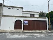 CASA EN VENTA DE 4 RECÁMARAS EN VILLA LOS PINOS, CERCA...