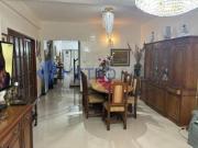 Casa en Venta de 5 Ambientes con dependencia y pileta en... Casa en Venta de 5 Ambientes con dependencia y pileta en...