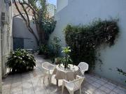 Casa en VENTA de 5 ambientes en CABALLITO con COCHERA