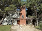 Casa en venta de 5 ambientes, en Costa Esmeralda,...