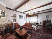 Casa en venta de 5 ambientes en Villa Sarmiento