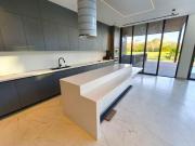 CASA EN VENTA DE 5 RECAMARAS YUCATAN COUNTRY CLUB CON...