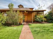 Casa en venta de 6 Dorm. en Las Condes