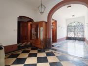 Casa en Venta de 7 ambientes con pileta en exclusiva...