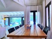 Espectacular casa en VENTA en Barrio Los Laureles!