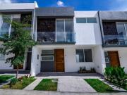 CASA EN VENTA DE BOSQUES DE SANTA ANITA, TLAJOMULCO DE ZUÑI