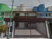 CASA EN VENTA DE CALLE DON REFUGIO NUMERO 16 COL. COAPA...