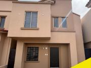 Casa en venta de casa en Real de Toledo Residencial por...