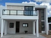 CASA EN VENTA DE DIS PLANTAS CON PISCINA | ADARA,...