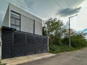 CASA EN VENTA DE DOS HABITACIONES Y PANELES SOLARES EN...