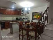 Casa en venta de dos pisos condominio sur