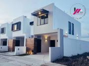 CASA EN VENTA DE DOS PLANTAS EN PUNTO RIOJA