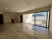 Casa en Venta de Entrega Inmediata en Privada...