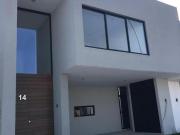 CASA EN VENTA DE LUJO MODELO CATANIA EN LOMAS DEL...