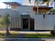 Casa en venta de Recuperación Bancaria,Av La Paz, Sta...