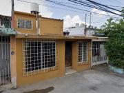 CASA EN VENTA DE RECUPERACION BANCARIA, DARIO LOPEZ 107...