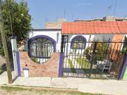 Casa En Venta De Recuperación Bancaria En C CIRCUITO...