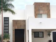 CASA EN VENTA DE REMATE BANCARIO EN GUAYMAS, SONORA