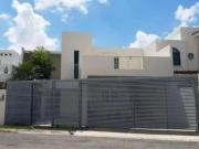 CASA EN VENTA DE REMATE EN CUMBRES ALTABRISA MERIDA