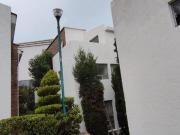 CASA EN VENTA DE TRES NIVELES PUERTA GRANDE CENTENARIO...