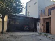 CASA EN VENTA DE TRES PISOS EN LA COLONIA PASEO DE...