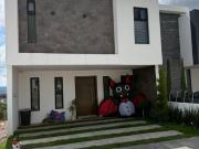 CASA EN VENTA SAN FERNANDA PLUS!