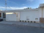 CASA EN VENTA DE UN PISO