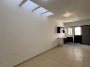 CASA EN VENTA DE UN PISO AL PONIENTE DE AGUASCALIENTES...