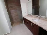 CASA EN VENTA DE UN PISO DENTRO DENTRO DE CLUSTER EN LA...