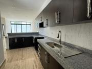 CASA EN VENTA DE UN PISO EN EL FRACC LOMAS DEL DORADO