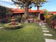 CASA EN VENTA DE UN PISO EN JURICA CERCA DE LA ESCUELA JFK