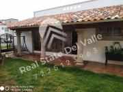 Casa en Venta de un solo nivel para Inversión en Condado