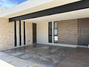 CASA EN VENTA DE UNA PLANTA CON 3 RECAMARAS EN PRIVADA...