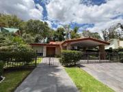 Casa en venta de una planta en Fraccionamiento...