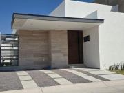 Casa en Venta de una Planta en Lomas del Molino V, León Gto